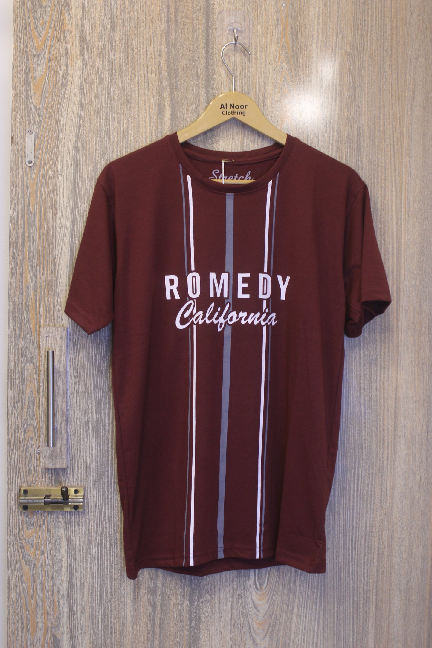 round neck chest print t shirts