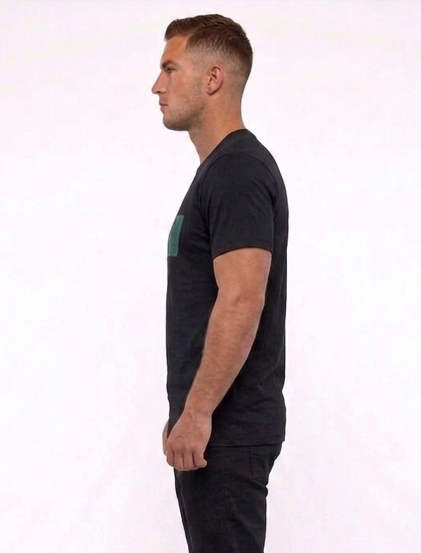 : Modern Nike Logo Cotton Tee for Casual & Active Wear In Black