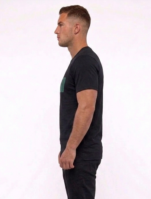 : Modern Nike Logo Cotton Tee for Casual & Active Wear In Black