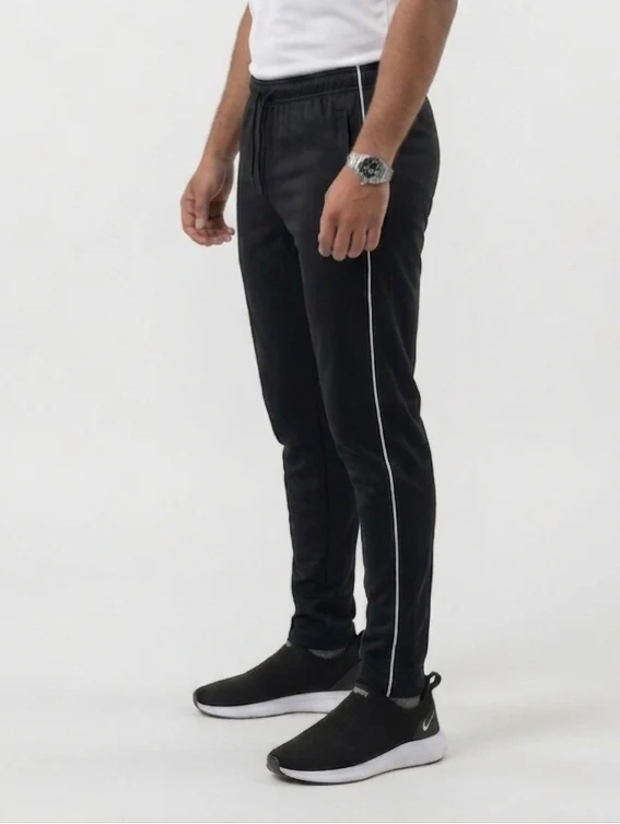 Classic Fit Nike Essentials Summer Trouser