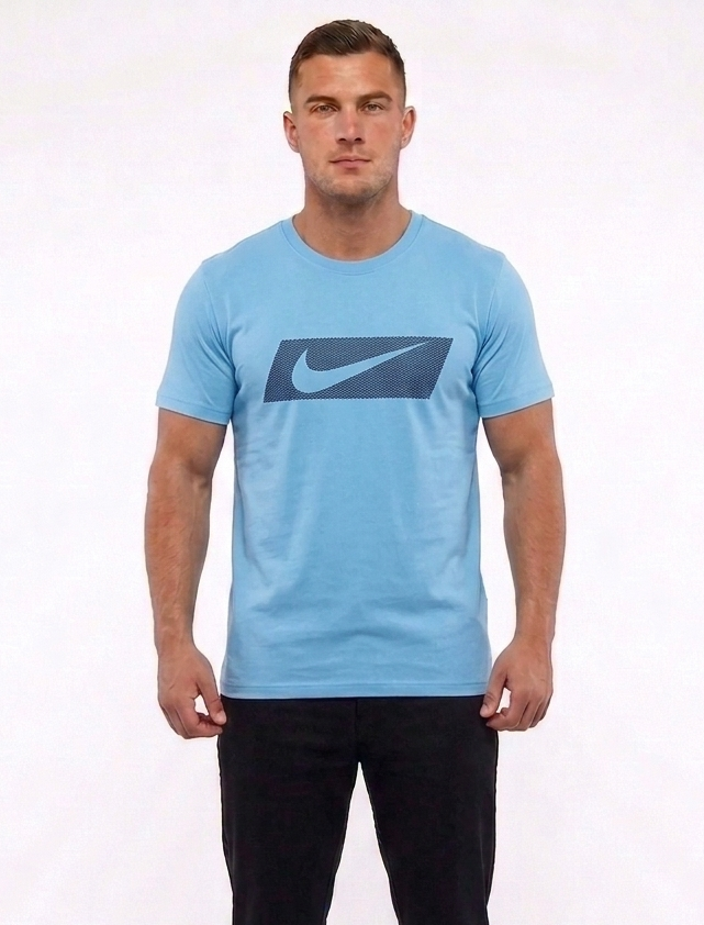 Modern Nike Logo Cotton Tee for Casual & Active Wear