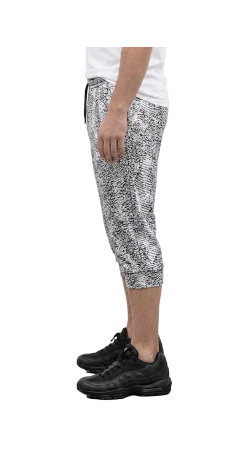 Men's Slim Fit 3 quarter Shorts with Black Graphic Print
