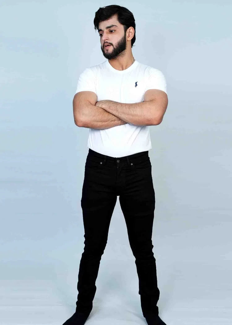 All-Day Comfort Men's Classic Slim Denim Pants