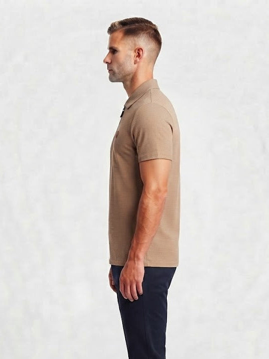Modern Men’s Polo with Zipper Detail