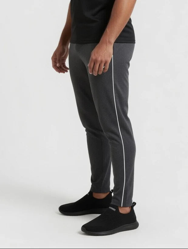 Classic Fit Nike Essentials Summer Trouser